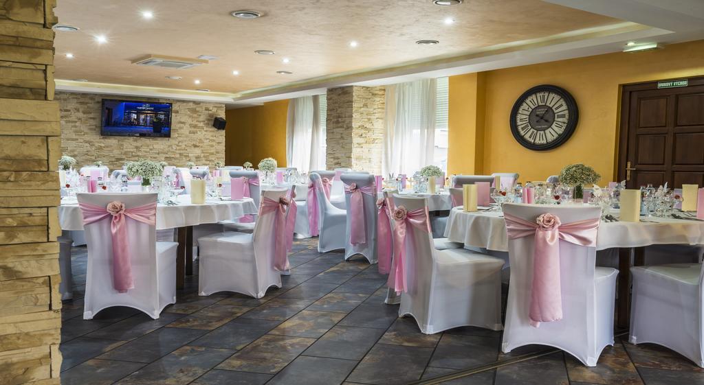 Hotel Polo Presov Exterior photo